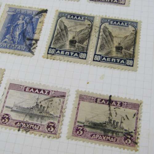 Lot with 36 Greek stamps - used hinged