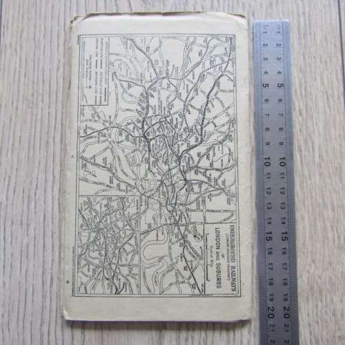 Vintage London Map - The authentic map including underground railway - 86 x 59cm