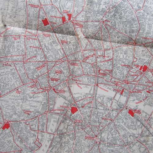 Vintage London Map - The authentic map including underground railway - 86 x 59cm