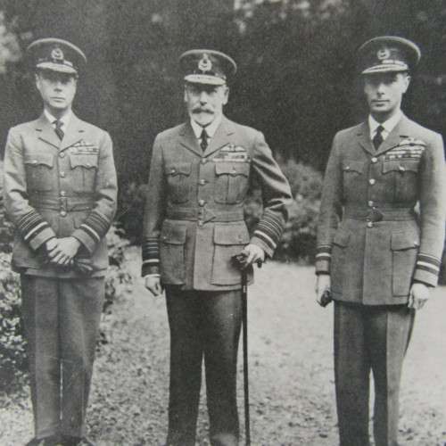 Photo of 3 Kings of England - Edward 8, George 5, George 6 in military uniforms