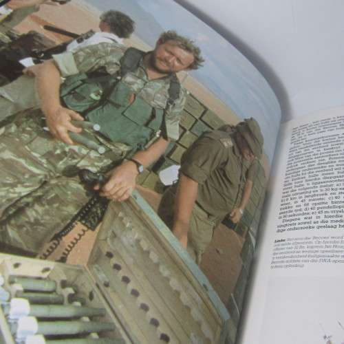 Die Suid-Afrikaanse Krygsmag deur Helmoed-Romer Heitman