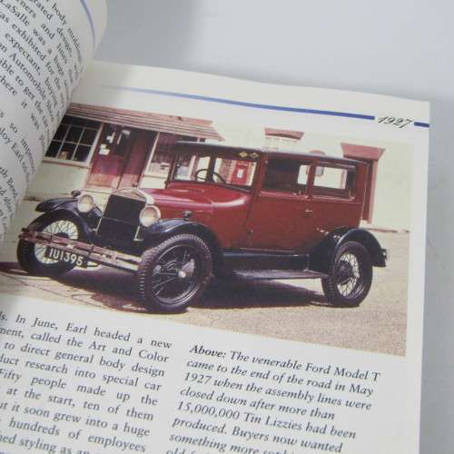 The Illustrated directory of American Cars by Andrew Montgomery
