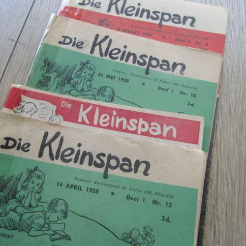 Lot of 11 books - Die Kleinspan 1958 to 1960 - 8 with covers repaired - rarely seen