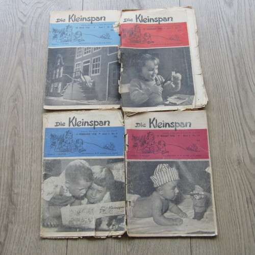 Lot of 13 well used books - Die Kleinspan 1958, 1959 and 1960 - some without covers