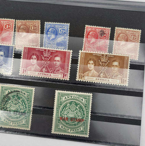 Antigua lot of 11 stamps - Mostly unused