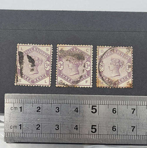 3 Different SG 191 (Type 62) Three pence stamps - 1883 3 different cornet markings - Lot of 3