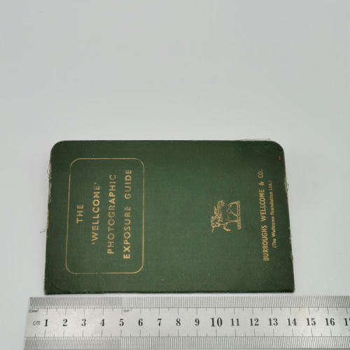 The Wellcome photographic exposure guide - Vintage