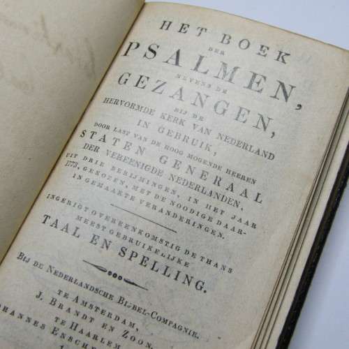 Pair of 1918 Psalmen and Gezangen pocket books