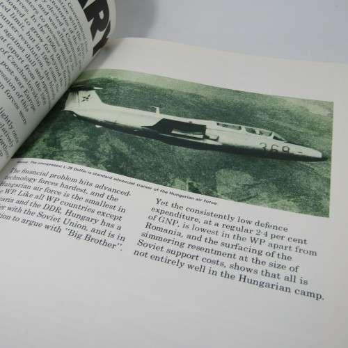 Soviet - Air Power by Bill Sweetman / Bill Gunston