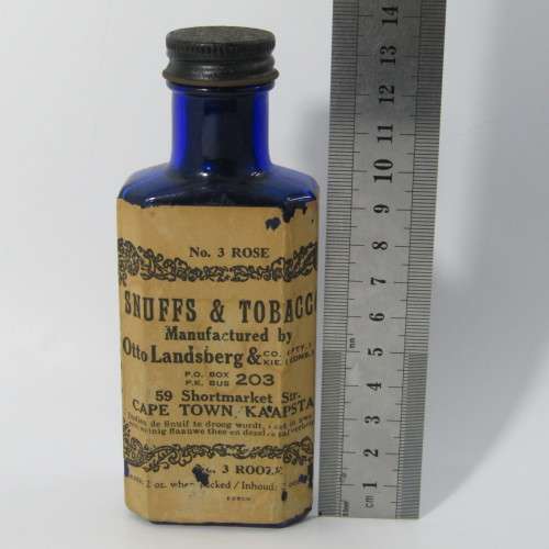 Vintage Otto Landsberg Snuff bottle - with label and still full of snuff