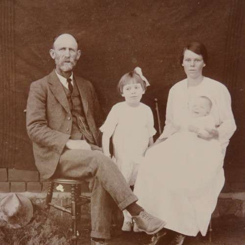 Antique photo of Sannie ( born Marais ) & Maas Jordaan & their 2 children