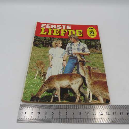 Vintage Afrikaans photo comic book - Eerste Liefde no 109 ( Baie goeie toestand)