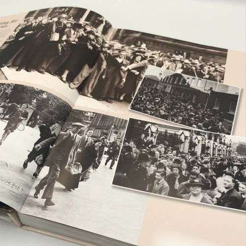 Daily Mail - Britain at War by Maureen Hill 2009 Edition in perfect shape