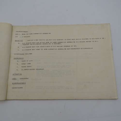SA Army Makkerhulp booklet - 1980`s no 1839