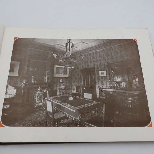 The Barnett collection - A pictorial record of early Johannesburg