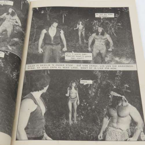 Die Wit Tier Afrikaans photo comic book No 102 - Good Condition