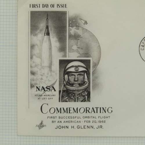 Lot of 5 Space related covers - First man in space - First man on the moon
