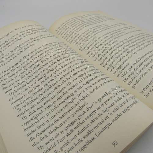 Die Sideboard by Simon Bruinders Signed by the author and dedicated to Shaleen Surtie Richards