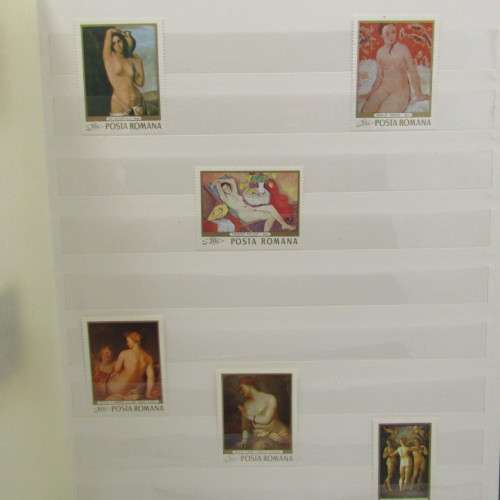Thematic stamp collection in excellent condition album - Over 120 Art stamps