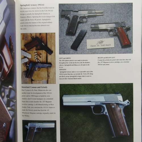 The Collector`s Book of Modern Handguns by Rob Adam