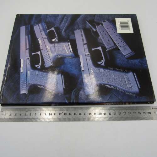 The Collector`s Book of Modern Handguns by Rob Adam