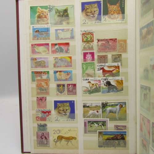 Album with Thematic stamps - 433 in Total