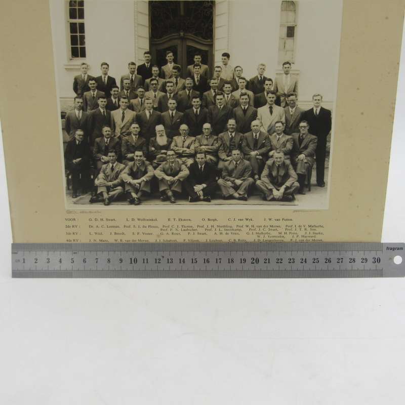1952 Photo of Agriculture Students and Lecturers of Stellenbosch University with names