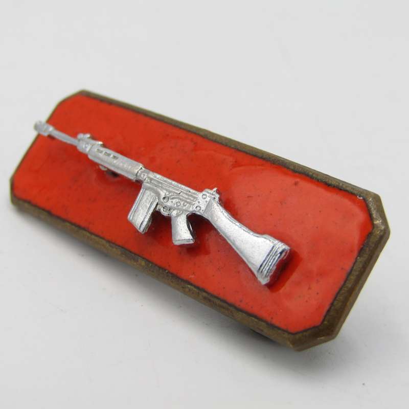 SADF Marksman silver shooting badge