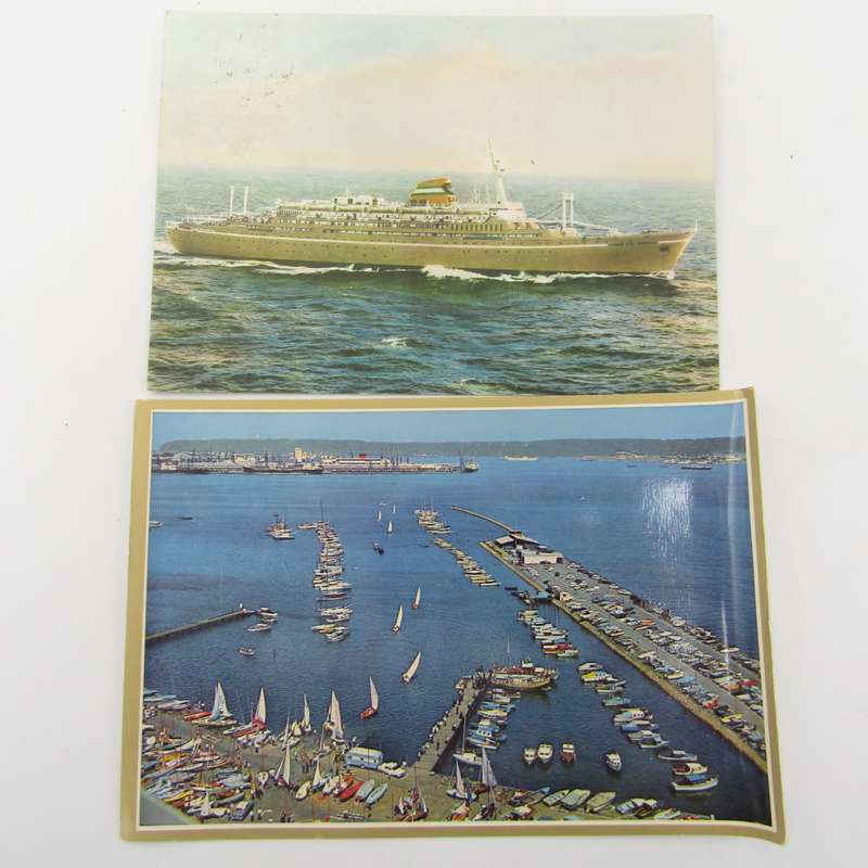 Lot of 36 postcards with ships and boats - all vintage