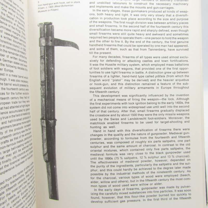Firearms - A Collector`s Guide 1326-1900 by Jan Durdik