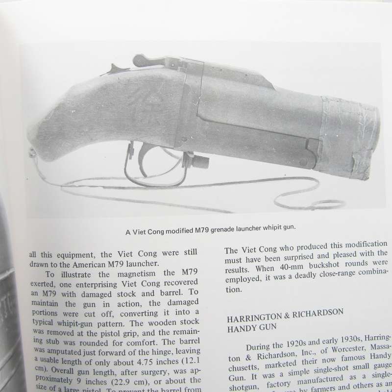 The World`s Fighting Shotguns by Thomas F. Swearengen