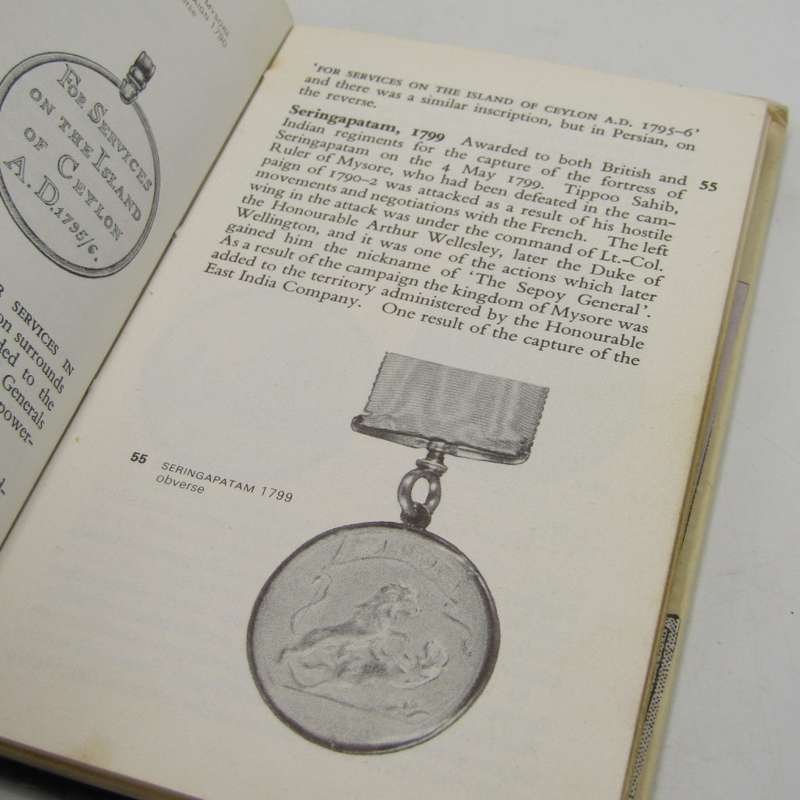 The Observer`s book of British awards and medals by Edward C. Joslin