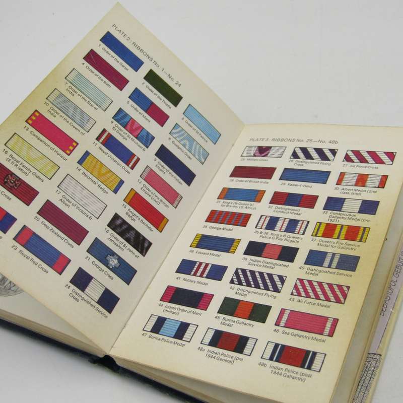 The Observer`s book of British awards and medals by Edward C. Joslin