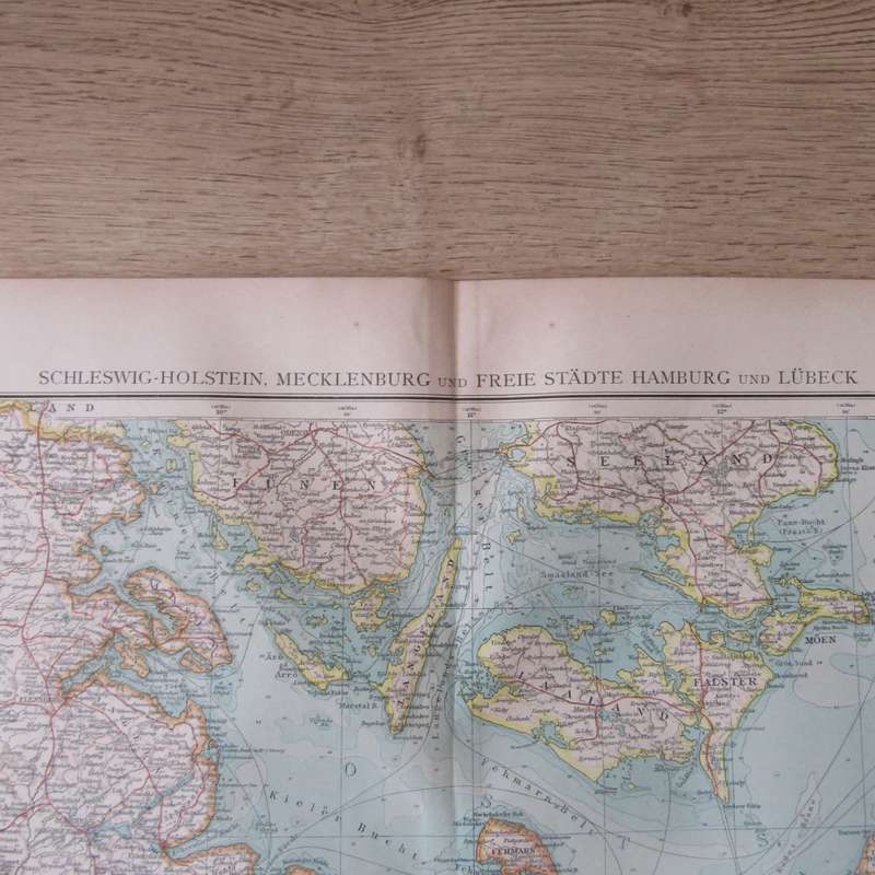 1901 Map of German States Schleswig - Holstein, Mechlenburg, Hamburg etc on A2 - Scaled 1 : 750 000