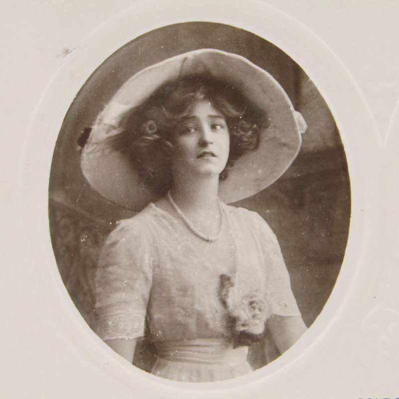 1911 Postcard - Miss Gabrielle Ray posted in Murraysburg Transvaal - with Transvaal 1d stamp