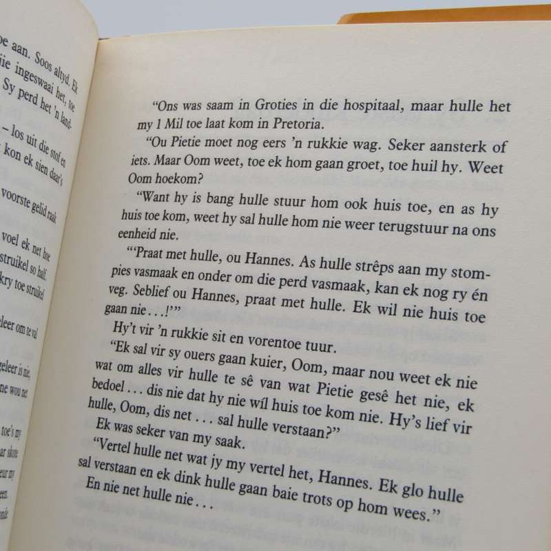 Tweede Prys is `n Houtjas - Grensstories uit Wamboland deur Bertrand Retief
