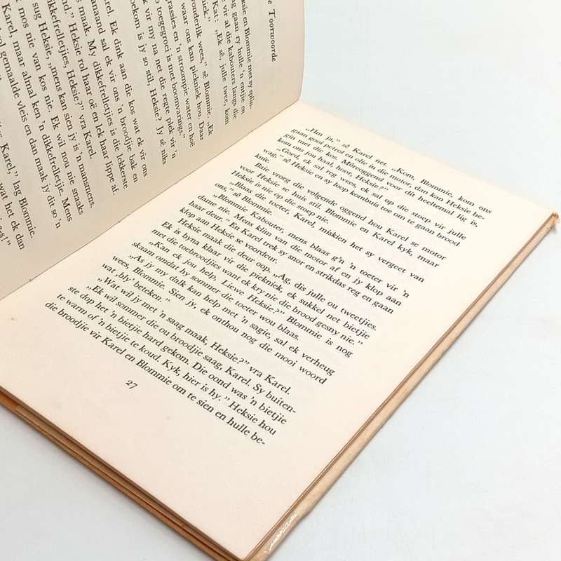 Stel van 4 Liewe Heksie boeke deur Verna Vels