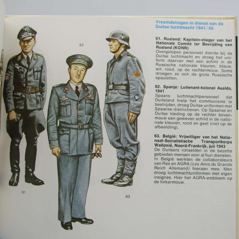 Uniformen uit de Tweede Wereldoorlog - 2-Marine en Luchmacht - Dutch issue