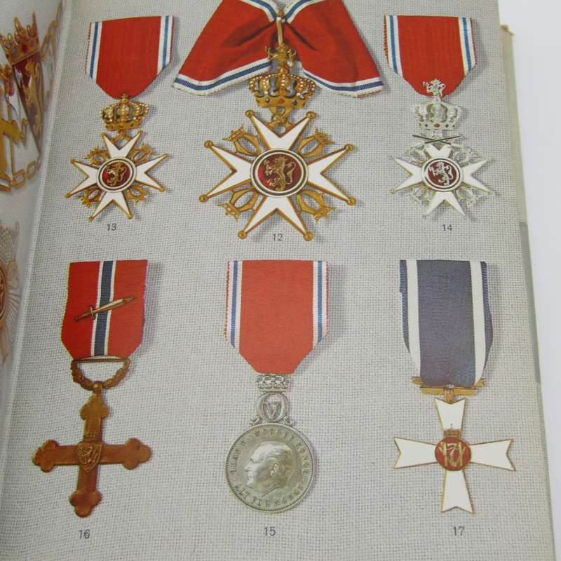 Orders, Medals and Decorations of Britain and Europe in colour by Paul Hieronymussen