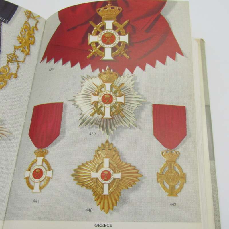 Orders, Medals and Decorations of Britain and Europe in colour by Paul Hieronymussen