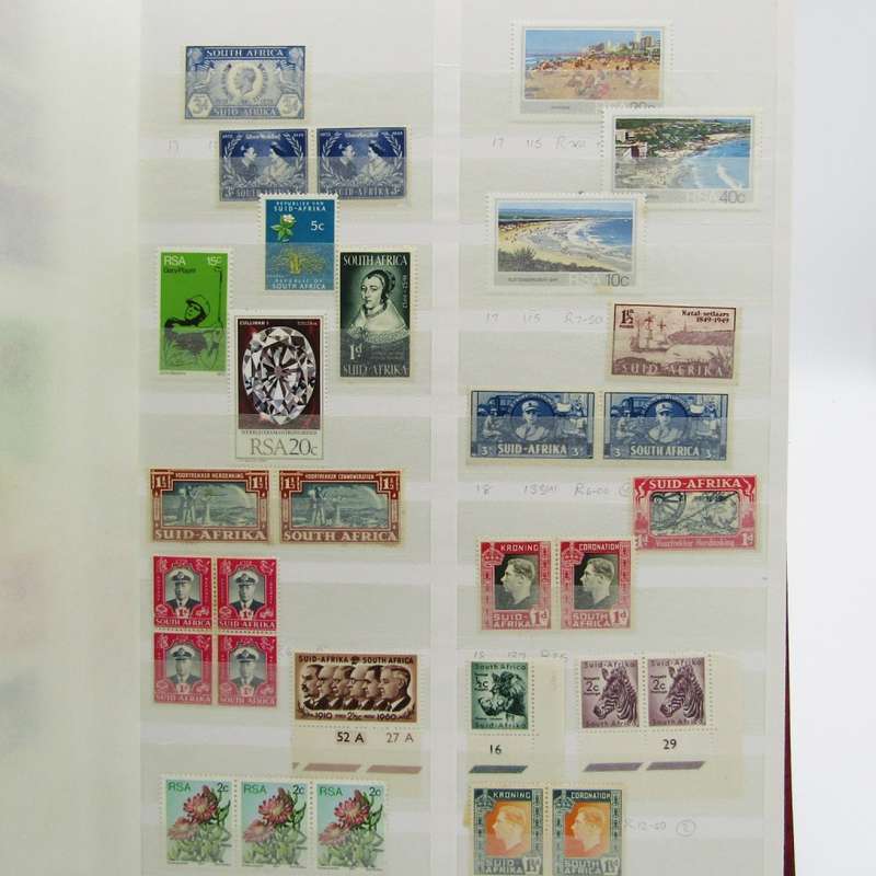 Excellent album with more than 650 South Africa mint stamps