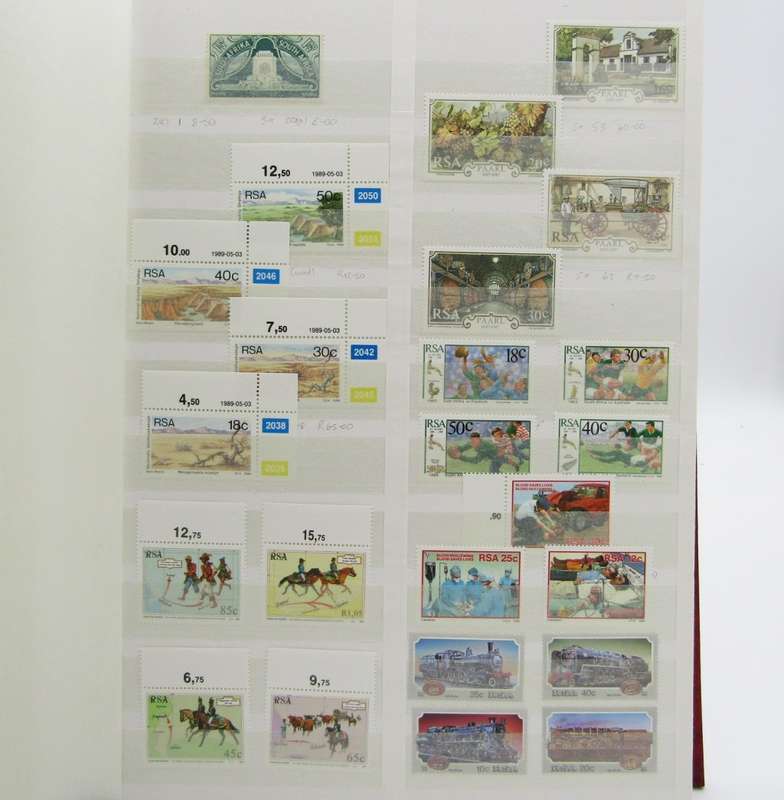 Excellent album with more than 650 South Africa mint stamps
