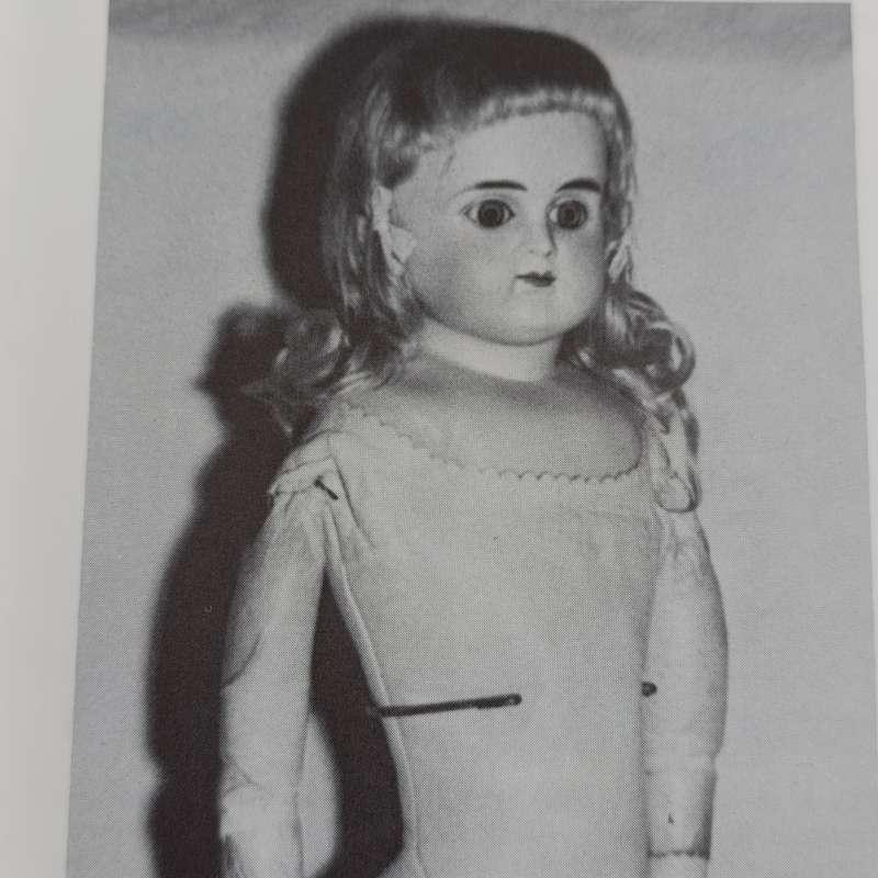 The Collectors Encyclopedia of Dolls