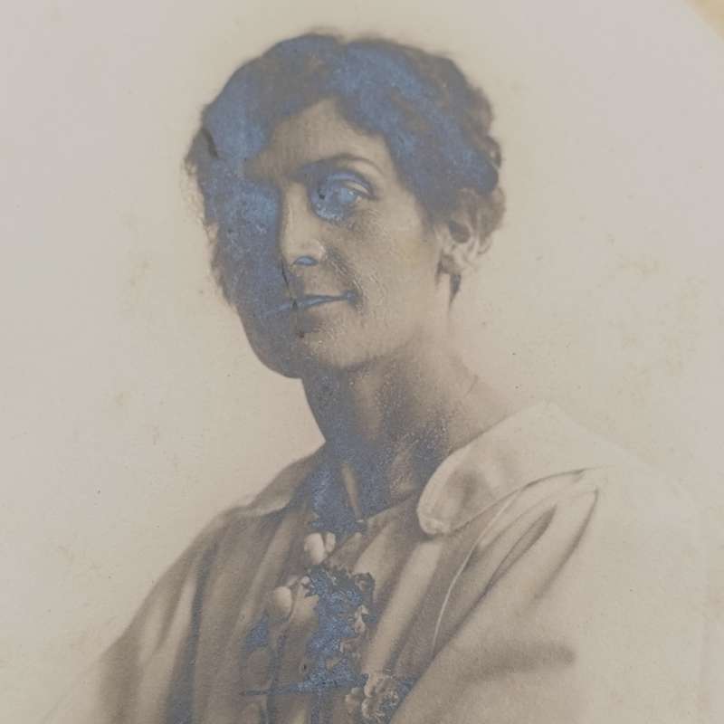 Antique photo inscribed Lala Ravenscroft - Western Cape area