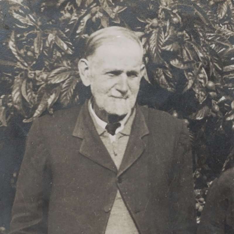 Vintage photos of Ouma Swart & Oom Thys Swart van Napier