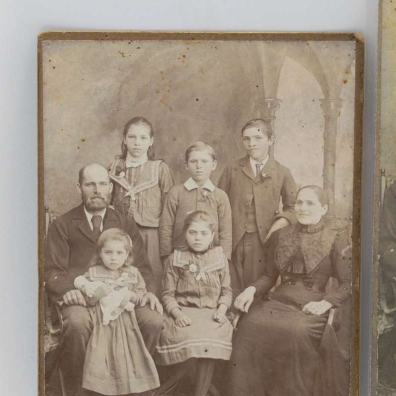 Antique photo of Piet en Sannie Swart (nee Groenewald) and their 5 children - plus 3 copies