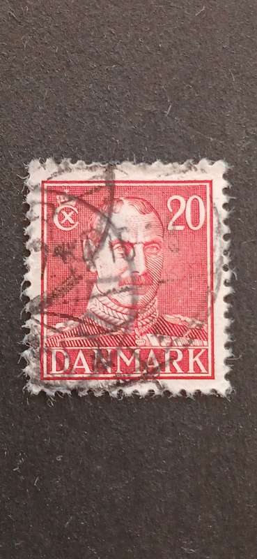 DENMARK 1942-44 KING CHRISTIAN X