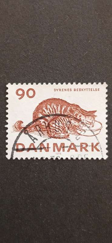 DENMARK 1975 CATS 100TH ANNIV OF THE DANISH SOCIETY OF CRUELTY TO ANIMALS