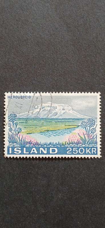 ICELAND 1972 THE MOUNTAIN HERDUBREID