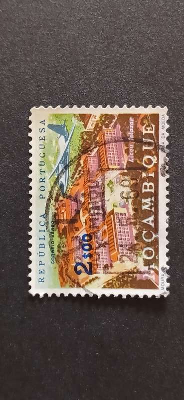MOZAMBIQUE 1962 AIRMAIL LANDSCAPES